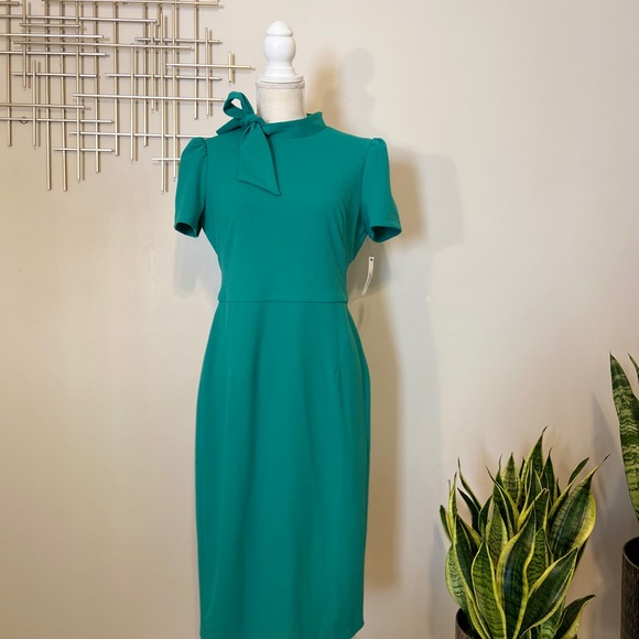 Maggy London NWT size 6 - Picture 1 of 9